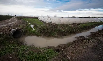 YAĞMUR TORBALI OVASINA CAN SUYU OLDU