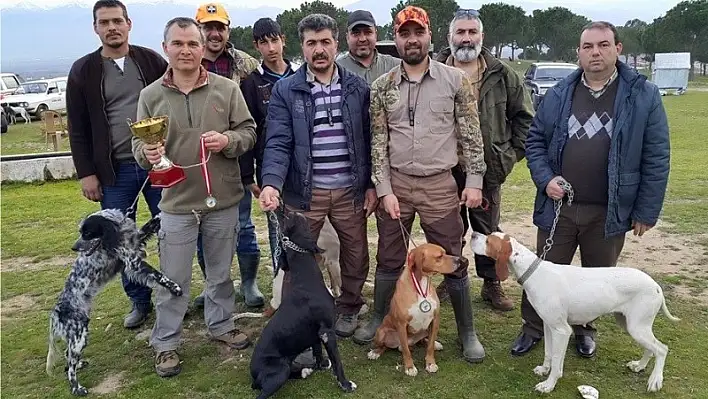 1000 TANE köpek geliyor!