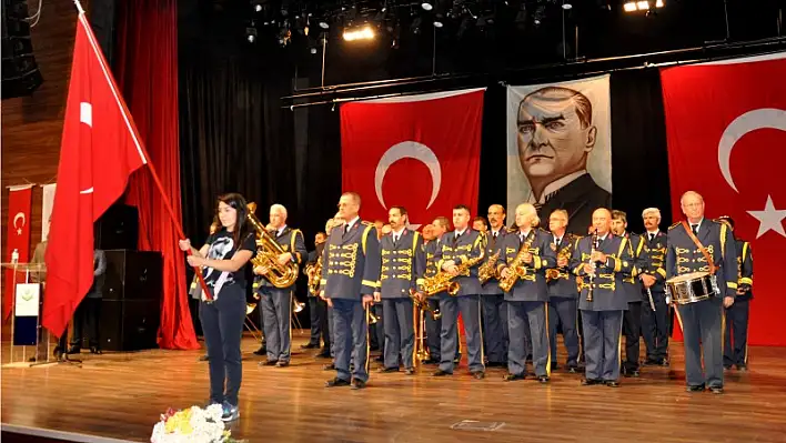 Atamızı andık