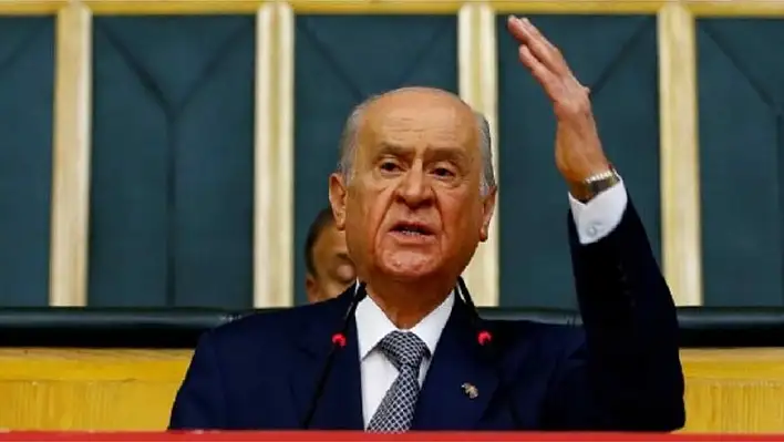 Bahçeli’den eleştiri: Mülteciler silah olarak…