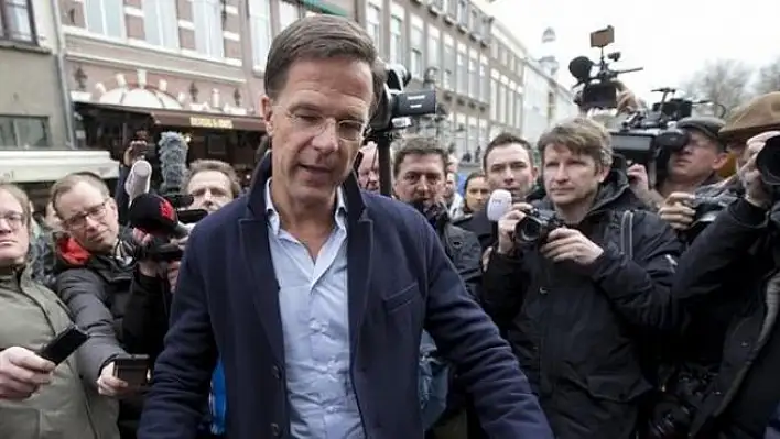 Başbakan Rutte: Kendimize şantaj yaptırmayız