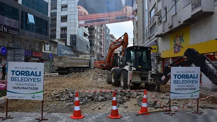 Çarşı yollarında asfaltlama başladı