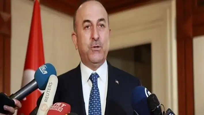 Çavuşoğlu açıkladı: Hollanda’ya gidiyor!