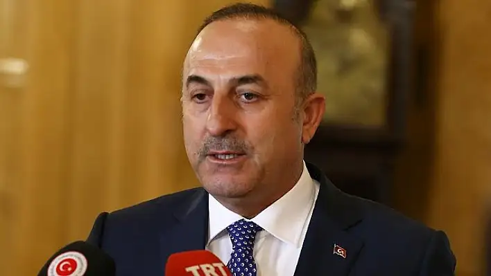 Çavuşoğlu’ndan tepki: İkide bir kaçıyorlar!