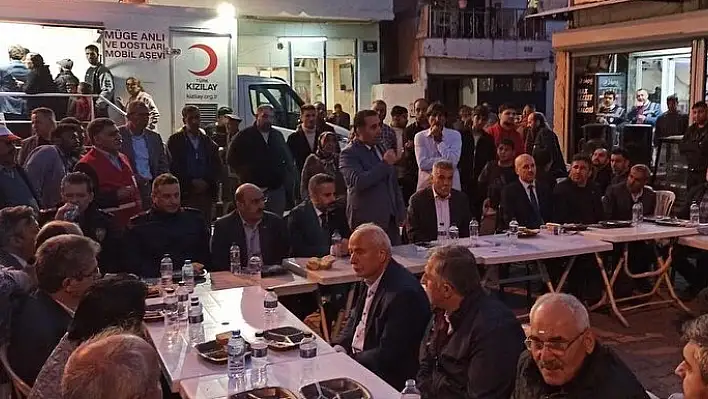 Çaybaşı'da Romanlara özel iftar