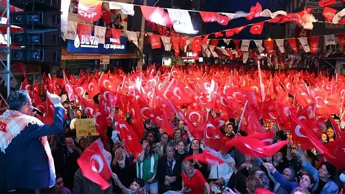 CHP TORBALI'DAN MUHTEŞEM FİNAL MİTİNGİ