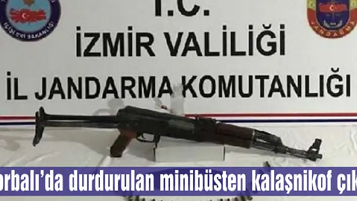 Durdurulan minibüsten kalaşnikof çıktı