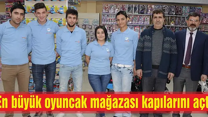 En büyük oyuncak mağazası kapılarını açtı