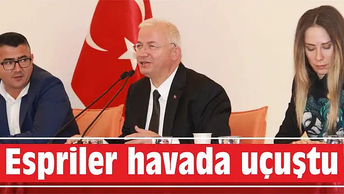 Espriler havada uçuştu