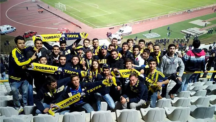 Fenerliler derbiye gidiyor