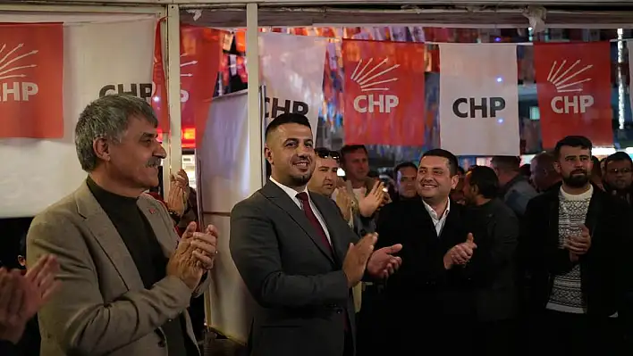 İYİ PARTİ'DEN CHP'Lİ DEMİR'E DESTEK