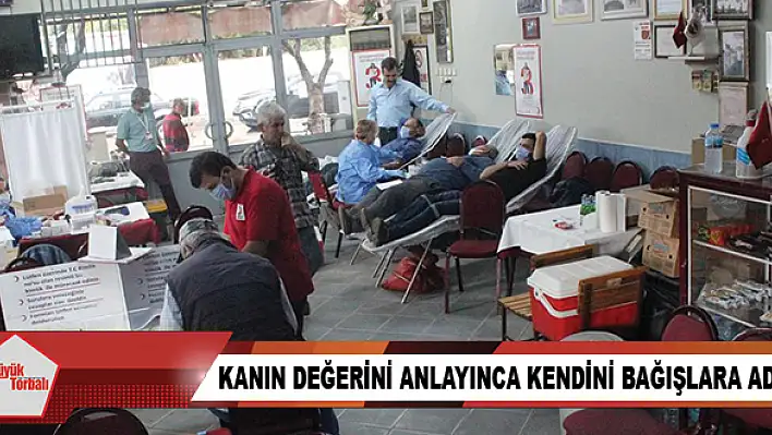 Kanın değerini anlayınca kendini bağışlara adadı