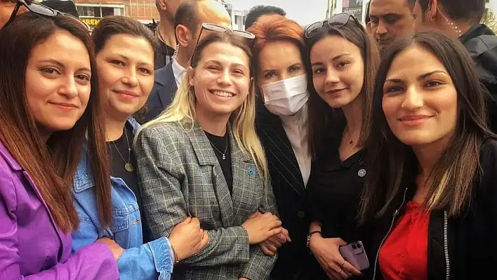 Meral Akşener ziyaretine Torbalı eşlik etti