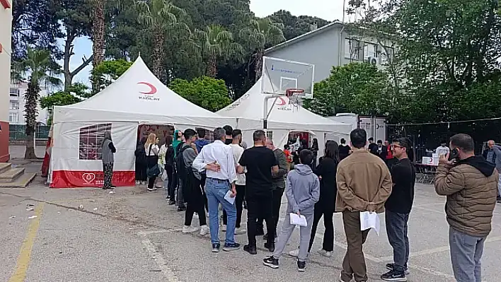 Torbalı Kızılay'a kan ver bisikletini al
