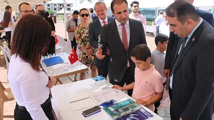 Torbalı Ticaret Odası, 3 bin öğrenciyi iş insanlarıyla buluşturdu