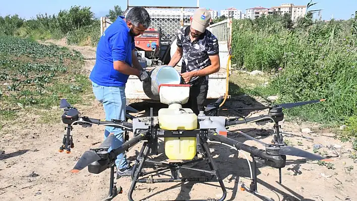 TORBALI'DA SİVRİ SİNEKLE DRONE İLE MÜCADELE