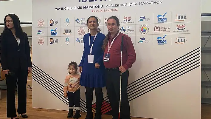 TORBALILI GÖRME ENGELLİ ÖĞRETMEN ÇİFT FİKİR MARATONUNDA YARIŞIYOR