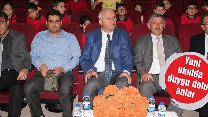 Yeni okulda duygu dolu anlar  