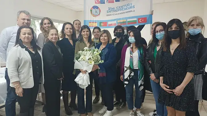 Torbalı fabrikası Erasmus öğrencilerini ağırladı