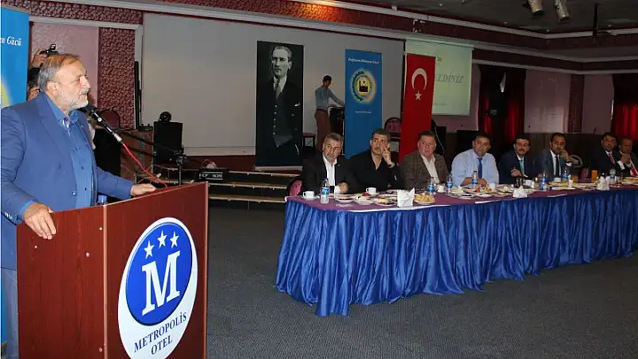 Vural, iş adamlarıyla buluştu