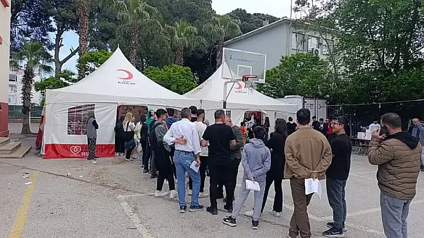 Torbalı Kızılay'a kan ver bisikletini al